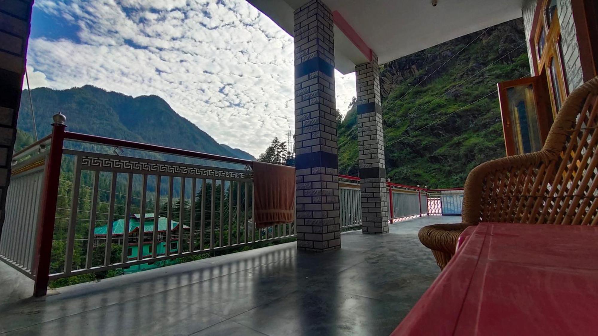 Snow View Guest House Kasol Rom bilde
